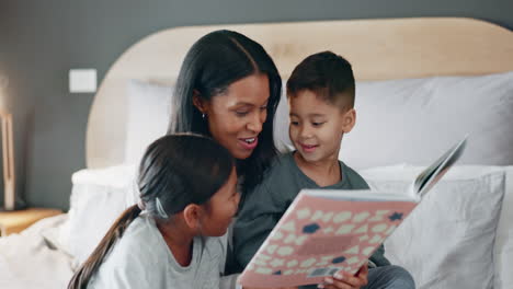 Cama,-Madre-E-Hijos-Leyendo