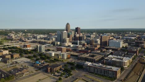 high angle establishing shot above des moines, iowa