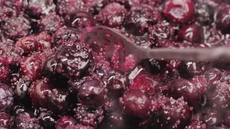 cooking mixed berries