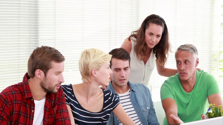 случайная деловая команда, работающая вместе