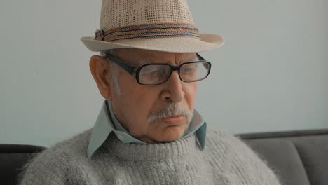 portrait of elderly man reading