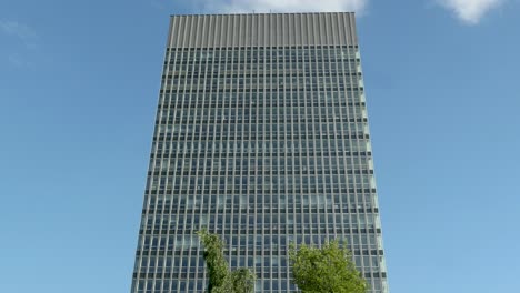 the arts tower university of sheffield sunny day medium angle shorter 4k 25p