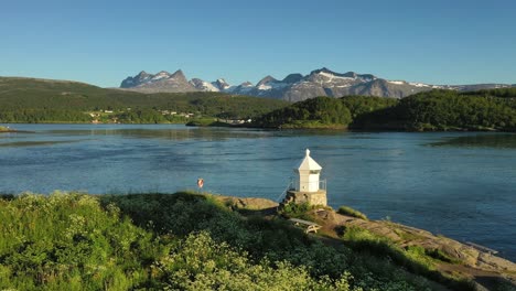 hermosa naturaleza de noruega paisaje natural. remolinos de la vorágine de saltstraumen, nordland, noruega