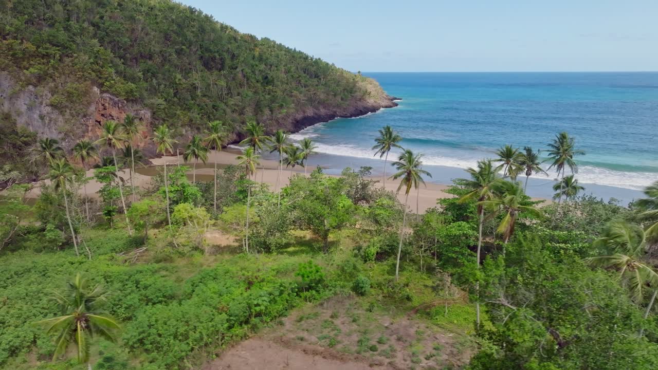 playa desierta el valle playa, samana en la república dominicana