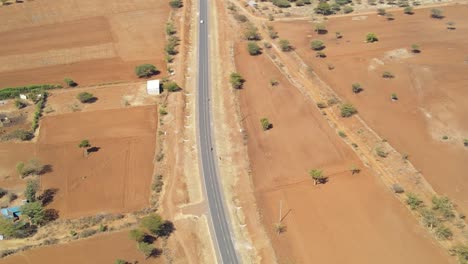 Drohnenblick-Auf-Das-Ländliche-Kenia