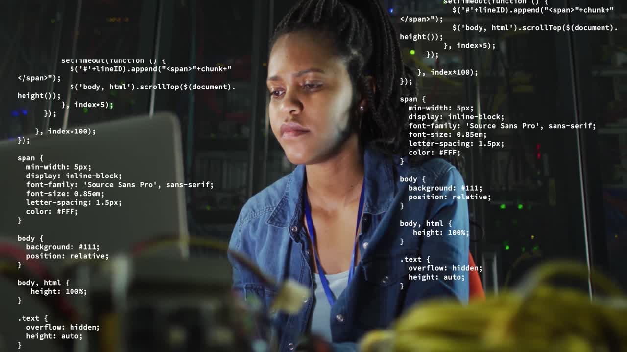animación de procesamiento de datos sobre una mujer de negocios afroamericana usando una computadora portátil