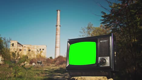 오래된 영화 효과와 함께 오래된 tv vintageretro 스타일의 녹색 스크린.