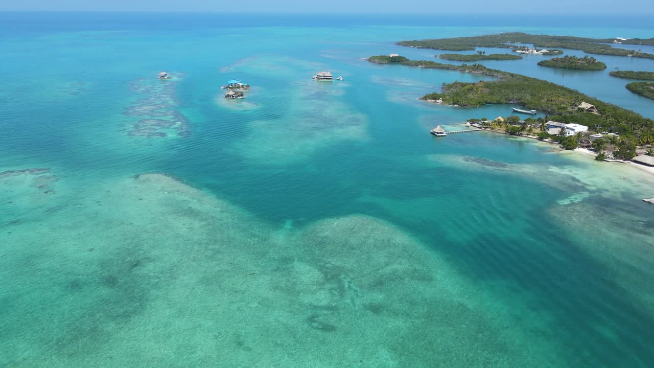 archipiélago tropical de las islas de san bernardo en el caribe colombiano, aéreo