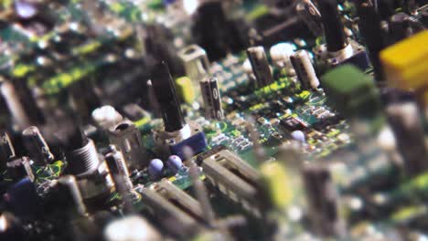 slow zoom in analog circuit board