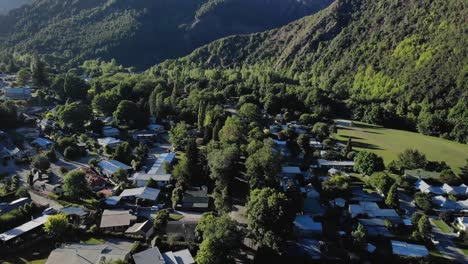 Birds-eye-view-of-Arrowtown,-New-Zealand