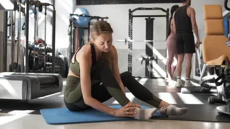 woman injured in a gym