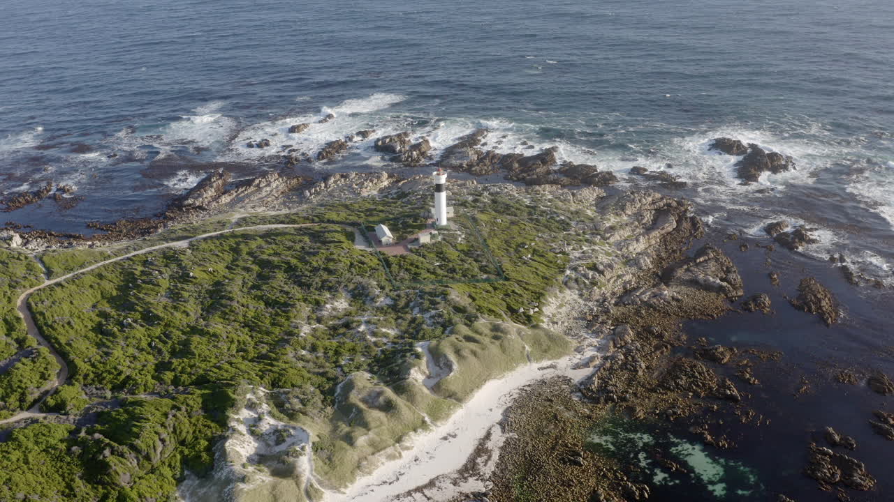 se necesita luz para ver en la oscuridad.