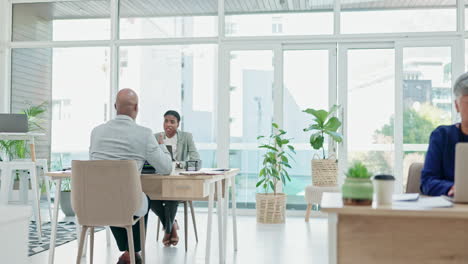 espacio de coworking, gente de negocios