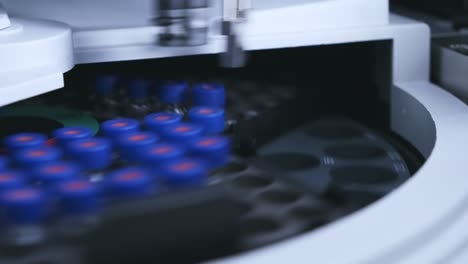 the chromatographic vials change a position in the auto sampler in hplc system