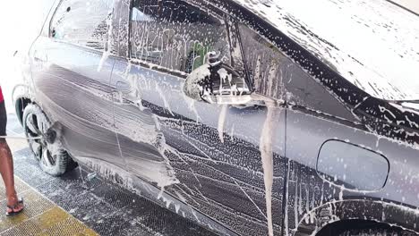 lavado de coches en curso