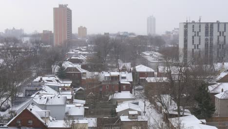 Schneefall-über-Toronto