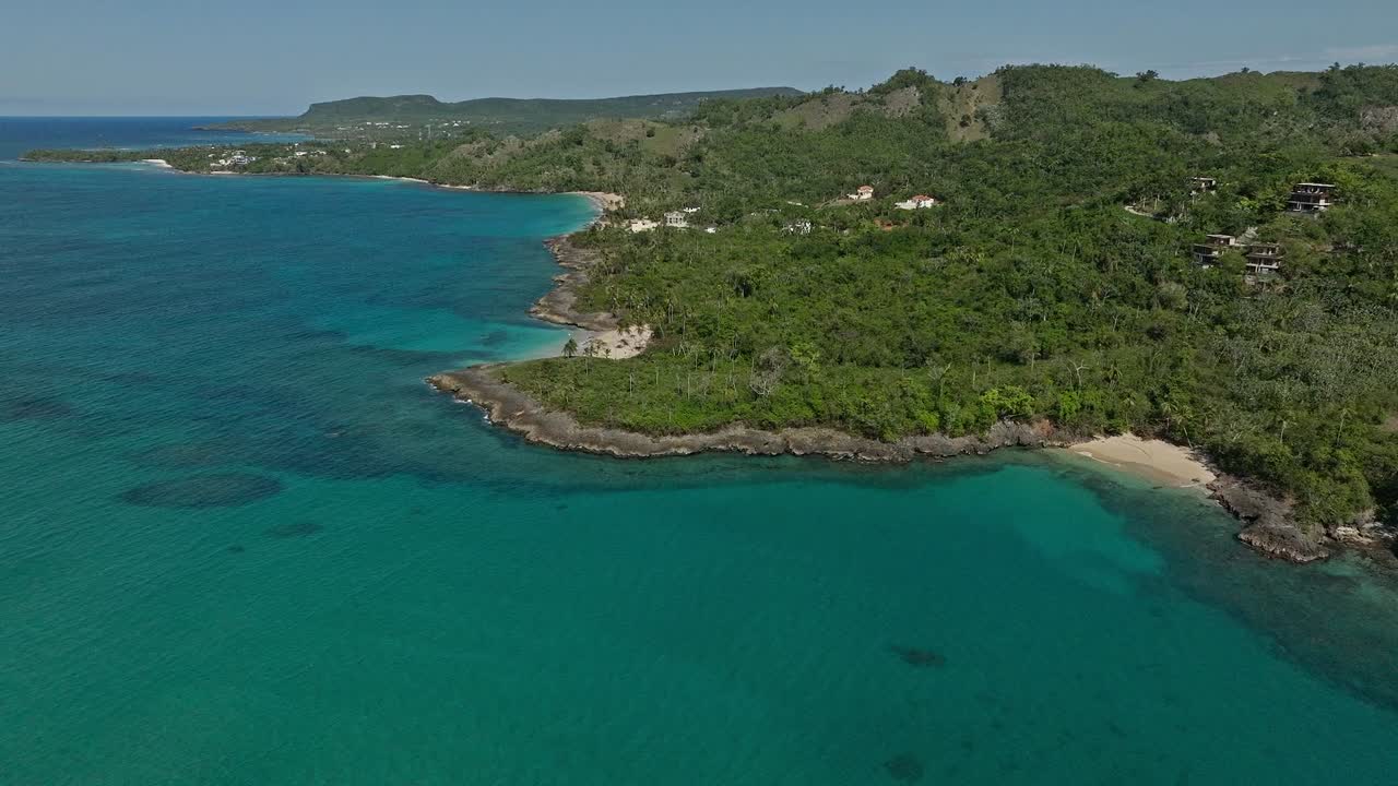 playa rincon en la península de samaná, las galeras en la república dominicana