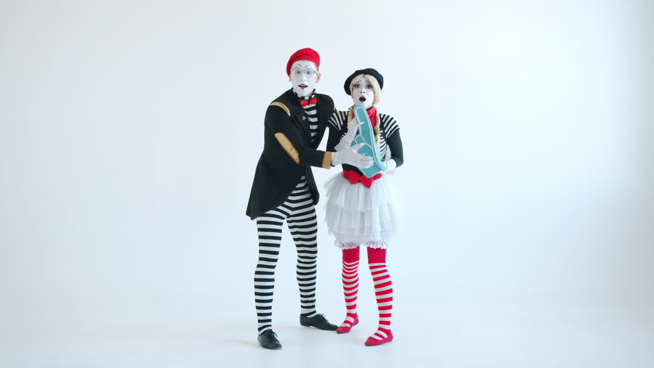 Mime Artists in Performance