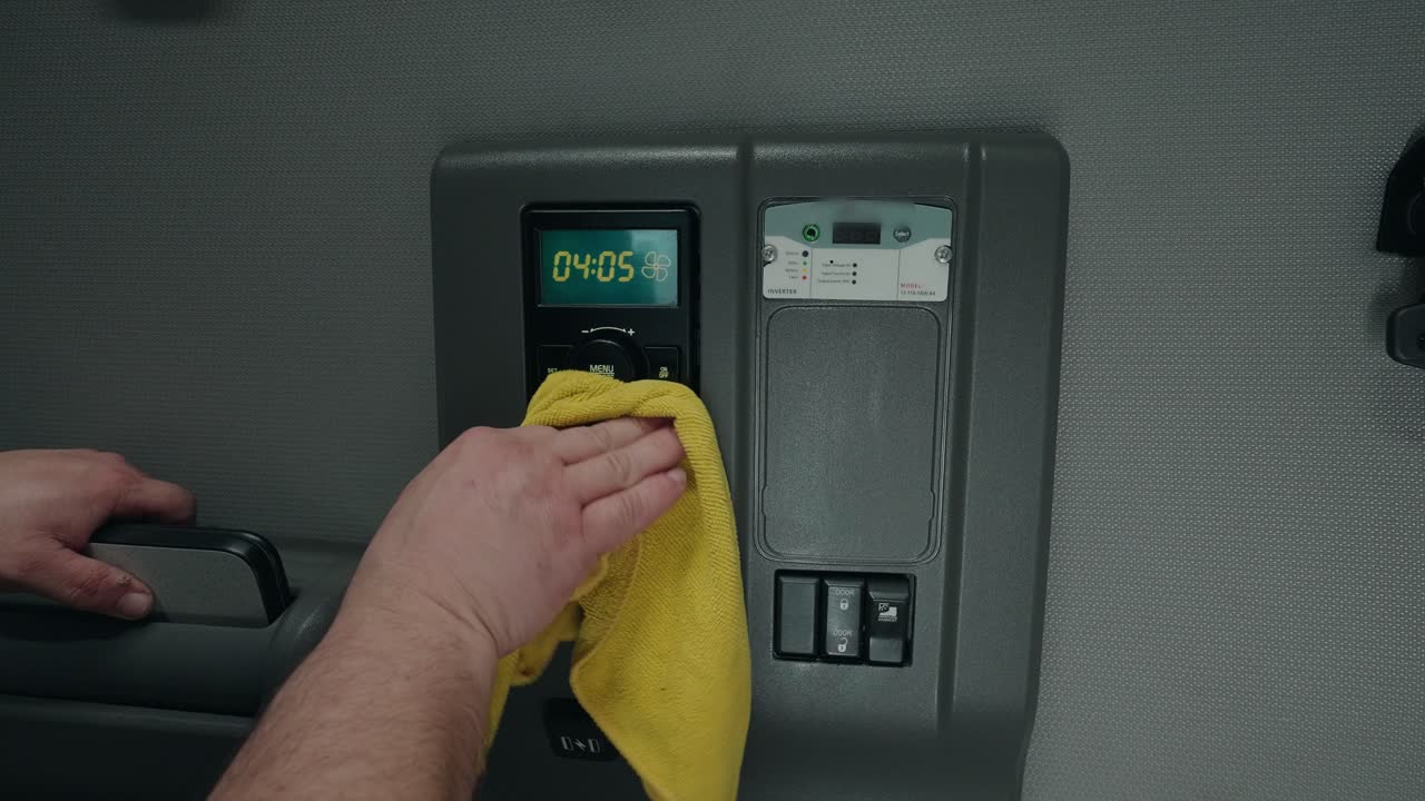 세미 트럭 차량의 기 패널 부품, 세부 서비스 개념