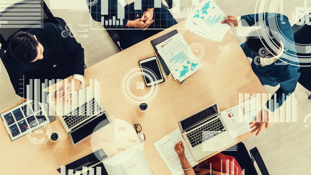 기업 직원 회의에서 사업가들의 창의적인 시각