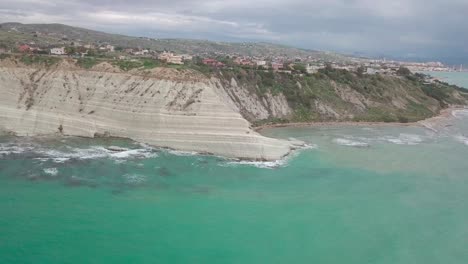 Luftaufnahmen-Eines-Berühmten-Wahrzeichens-In-Sizilien,-Italien