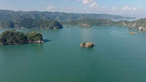 Aerial-drone-panoramic-view-of-Los-Haitises-National-Park,-Dominican-Republic