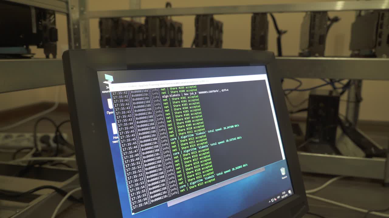 Working graphic video cards for e-currency. Computer for Bitcoin and cryptocurrency mining. Crypto farm.