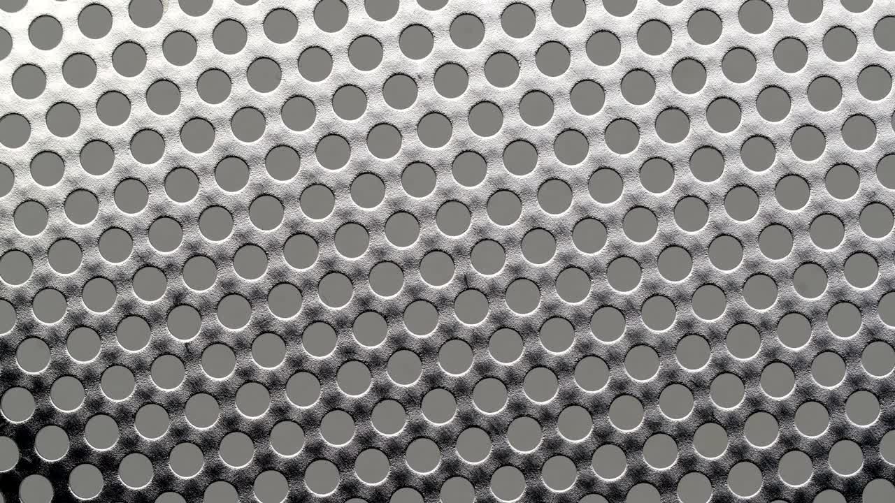 fondo con agujeros perforados.