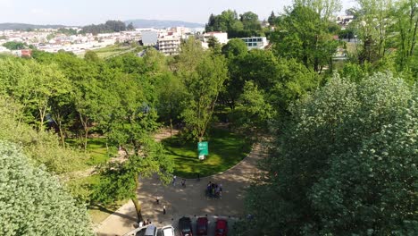 Vista-Aérea-Del-Parque-De-La-Ciudad-Día-De-Verano