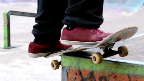 Young-skateboarder-skating-the-outdoor-skatepark