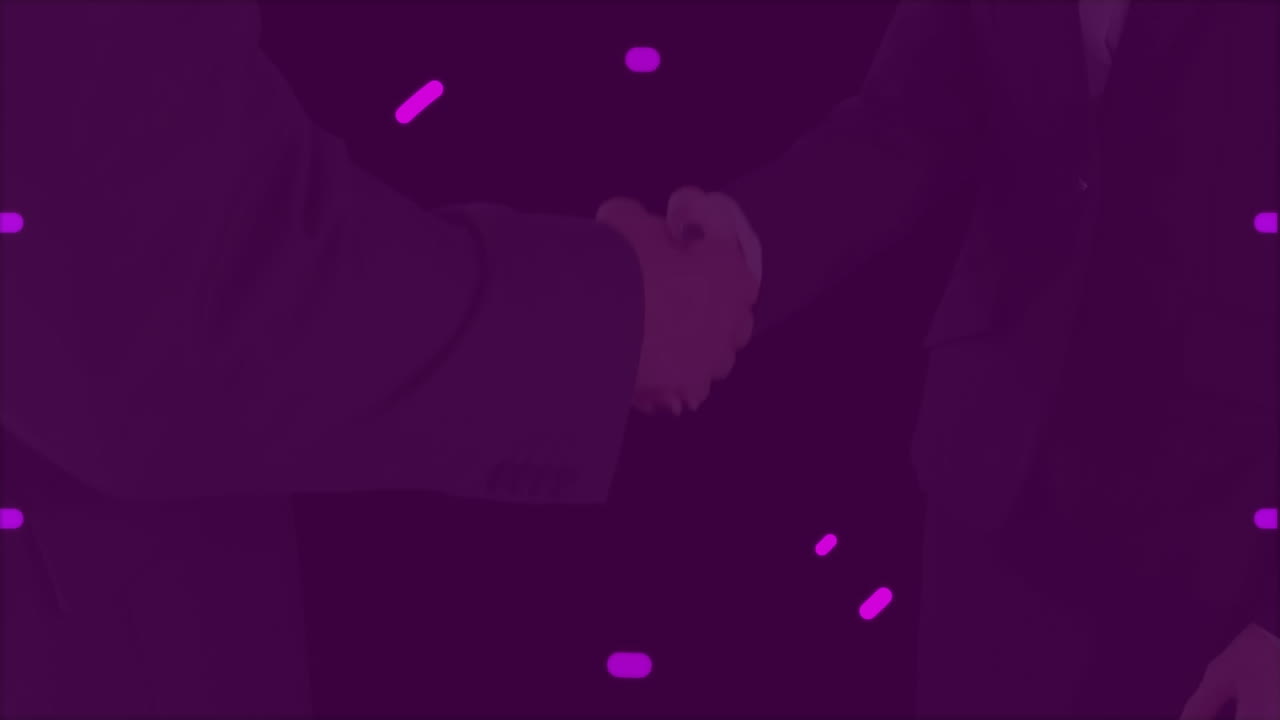 animación del escaneo del alcance sobre el apretón de manos del hombre de negocios