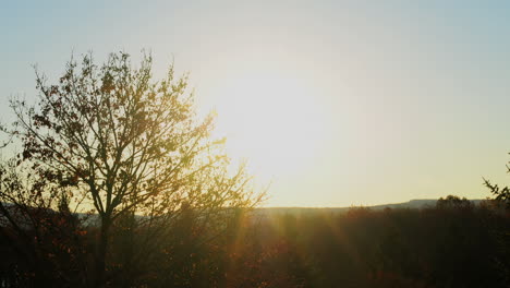 Este-Es-Un-Lapso-De-Tiempo-Del-Amanecer-Sobre-Un-Hermoso-Valle