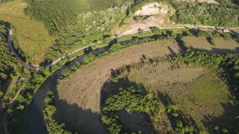 Overhead-Green-Land