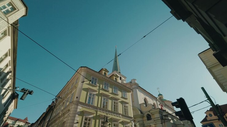 Chiesa di San Tommaso nel quartiere di Mala Strana a Praga
