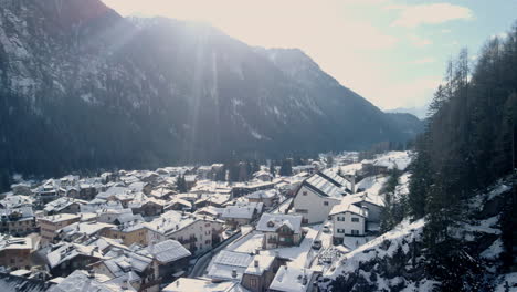 Paisaje-Invernal-En-Los-Dolomitas-Belleza-De-La-Naturaleza-En-Val-Di-Fassa