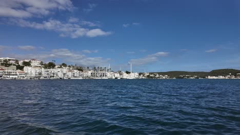 Bahía-De-Mahón,-Menorca,-España