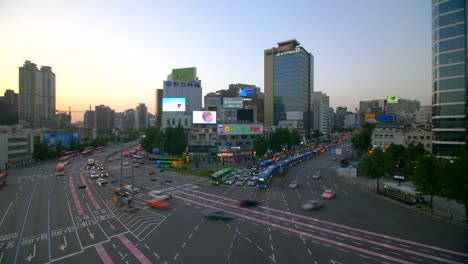 바쁜 서울 교차로 타임랩스