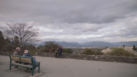 Wide-shot-of-panorama-view-from-Victoria-park-in-Vancouver,-cloudy-day