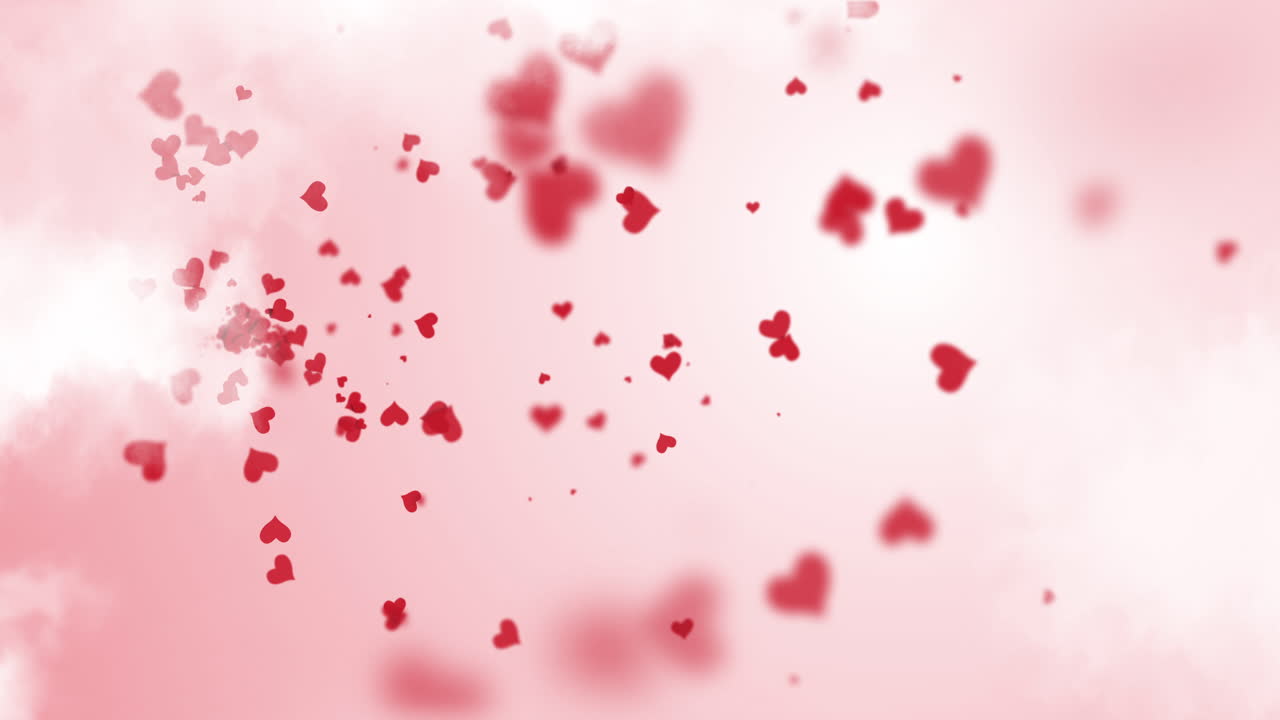Cuore di carta volante su un cielo color pesca con nuvole. Arte di San Valentino. Animazione in loop. Spazio per il testo.
