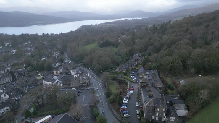 Cittadina turistica di Windermere Lakeland in Cumbria, Inghilterra, nel Distretto dei Laghi