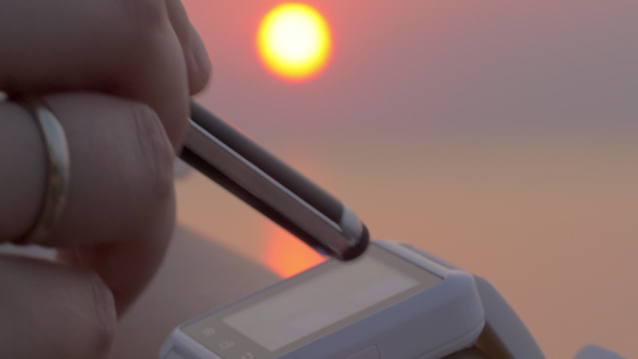 현대 기기들은 삶을 더 쉽게 만니다.