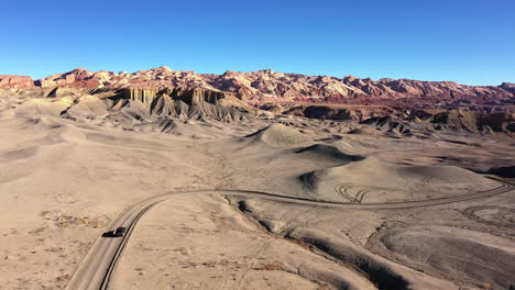 Aerial-view-of-Badlands-National-Park-in-Utah-on-a-clear-blue-sky-day