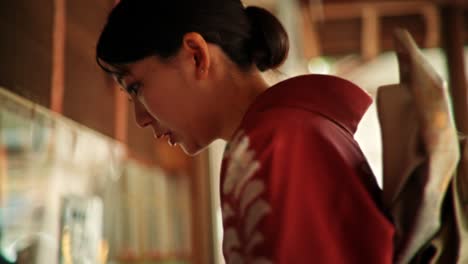 woman in traditional japanese kimono