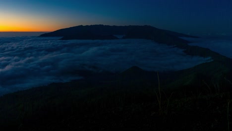 Sea-of-clouds-at-sunset-in-La-Palma-Island,-Canary-Islands