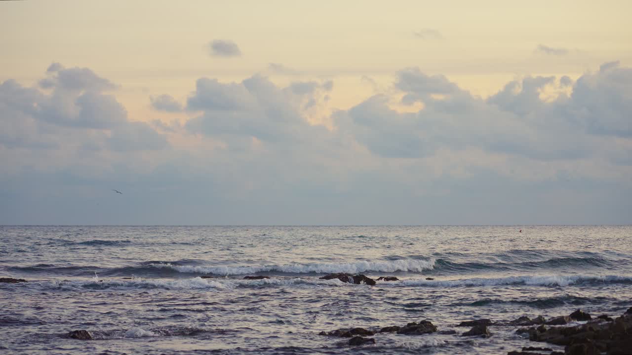 일몰 동안 지중해, 정적 샷