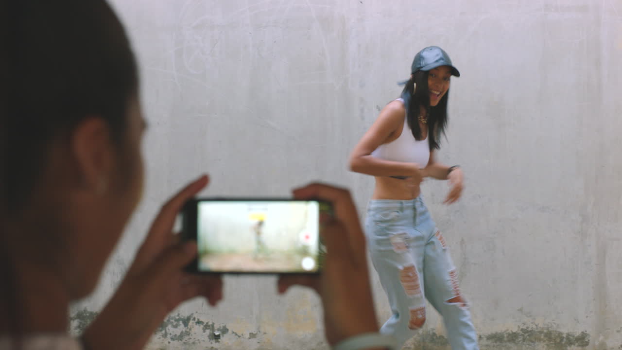 Women, phone and hip hop dance video for social