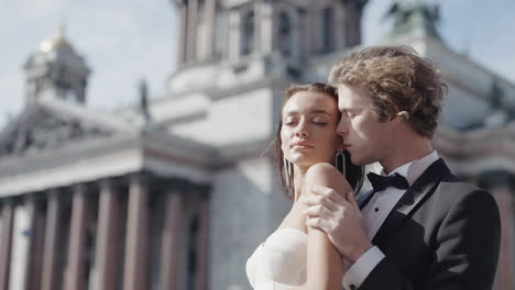 couple in love by architectural landmark