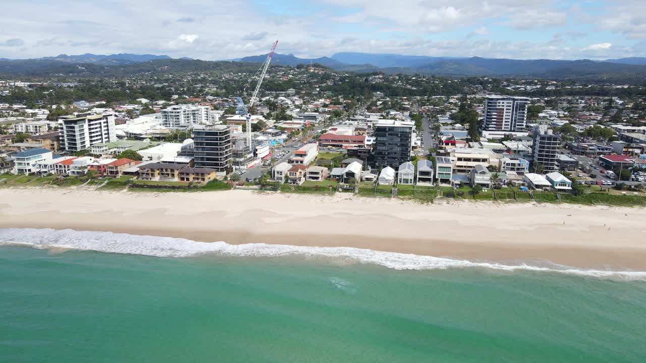 호주 골드 코스트 시티 팜 비치 교외 해변의 풍경