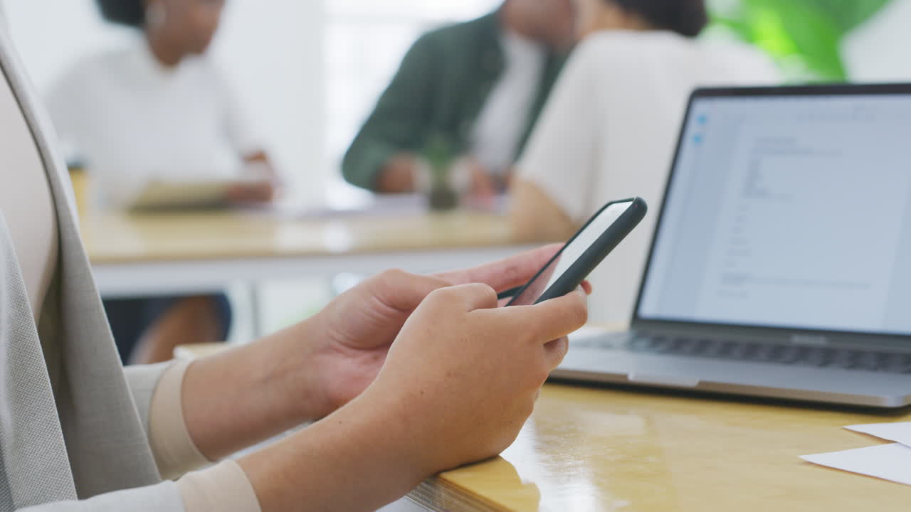 tus mensajes me hacen sonreír