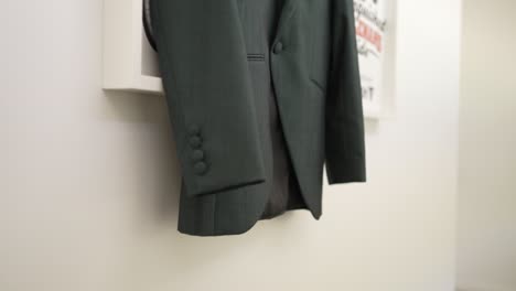 Dark Green Men's Suit Jacket with Cuff Buttons